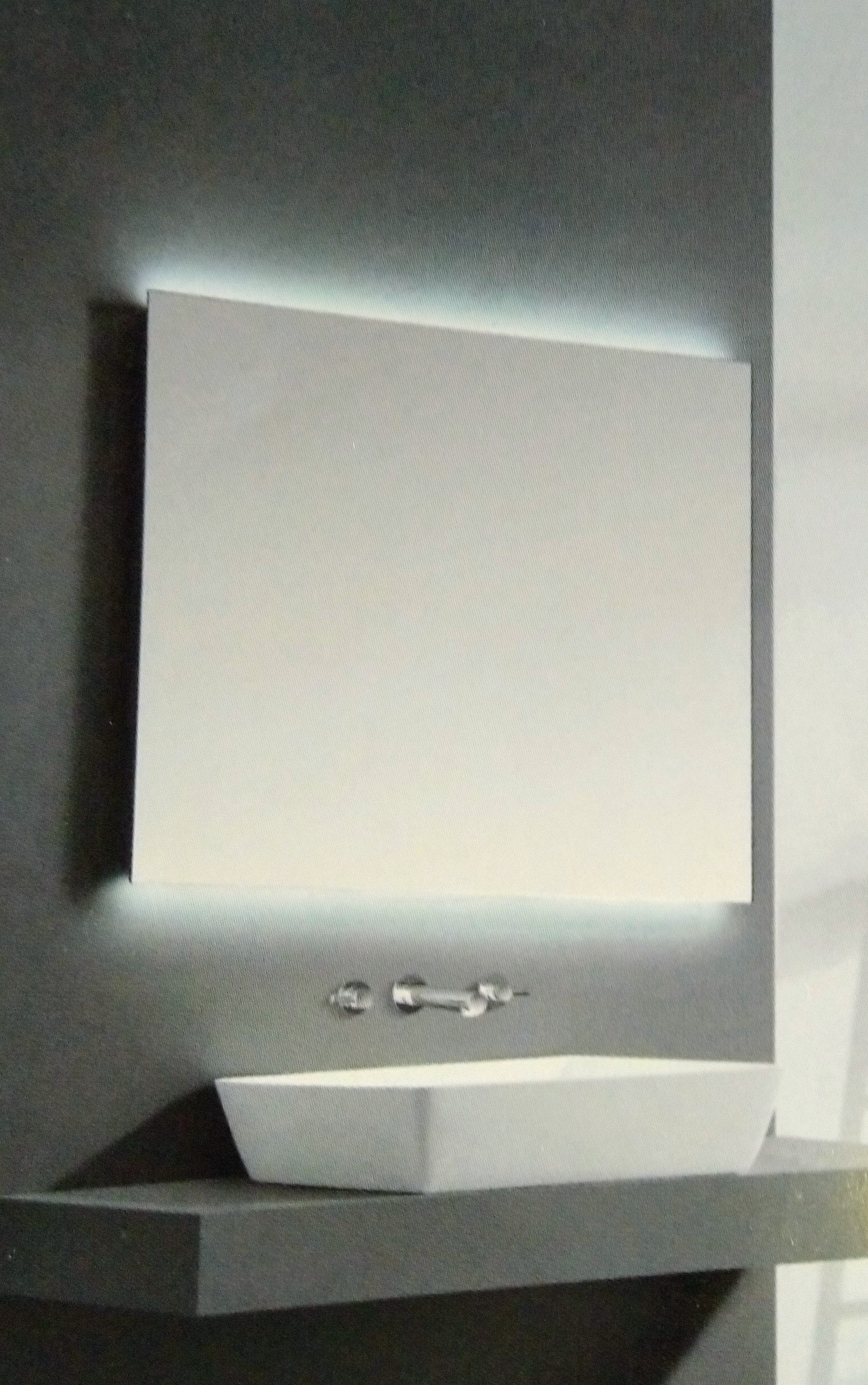 NETTUNO led mirror with IR sensors ON/OFF top and bottom lightin
