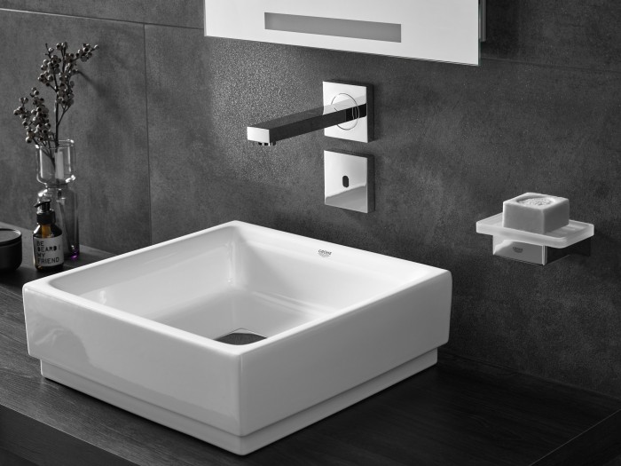 Wall-mounted hand basin 3948200H