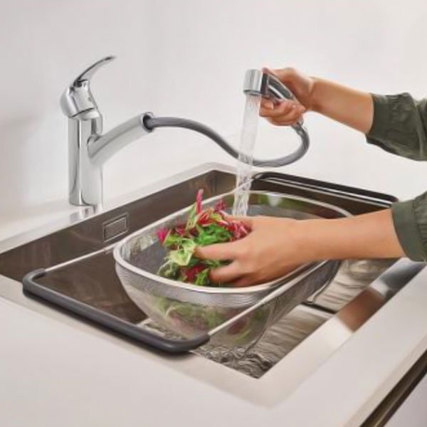 THE GROHE EUROSMART SINGLE-LEVER MIXER – TOOL-FREE FITTING MAKES